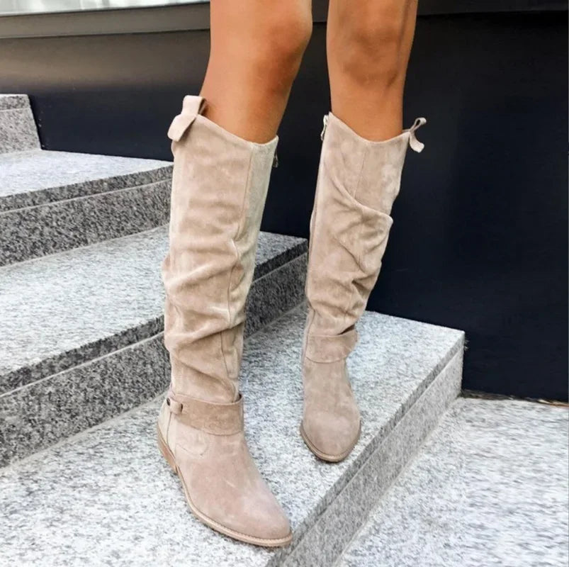 Low Heel - high knee boots