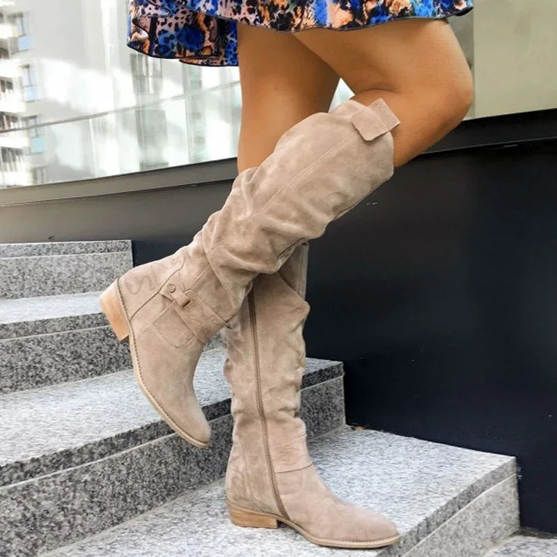 Low Heel - high knee boots